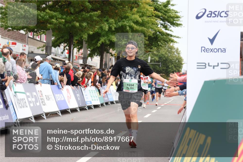 21.09.2025 - PSD Bank Halbmarathon Strokosch-Dieckow http://msf.ph/oto/8917667 21.09.2025 11:44:57 Ziel 1554, 2303 meine-sportfotos.de