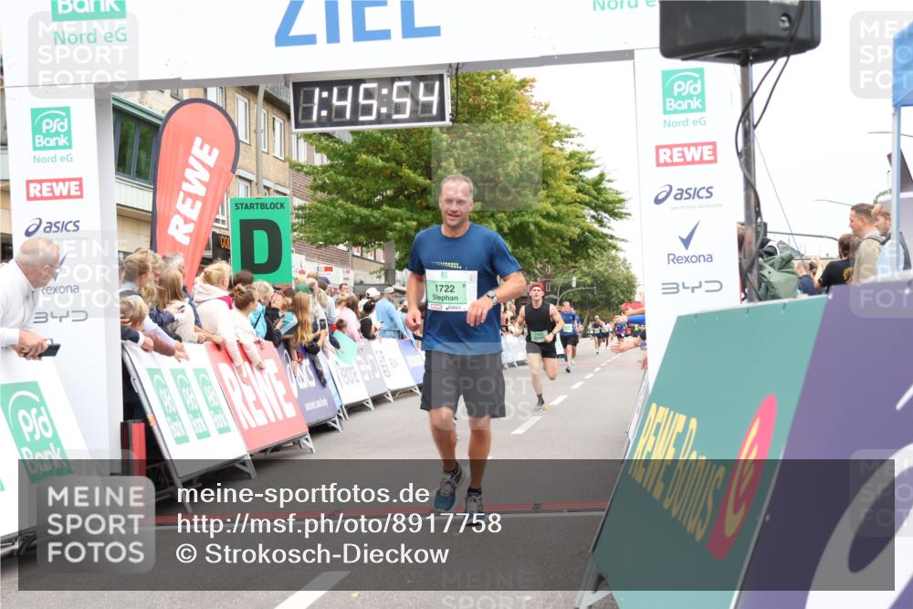21.09.2025 - PSD Bank Halbmarathon Strokosch-Dieckow http://msf.ph/oto/8917758 21.09.2025 11:45:17 Ziel 1123, 1722, 1774, 1958, 2136, 2171, 2501, 3925 meine-sportfotos.de