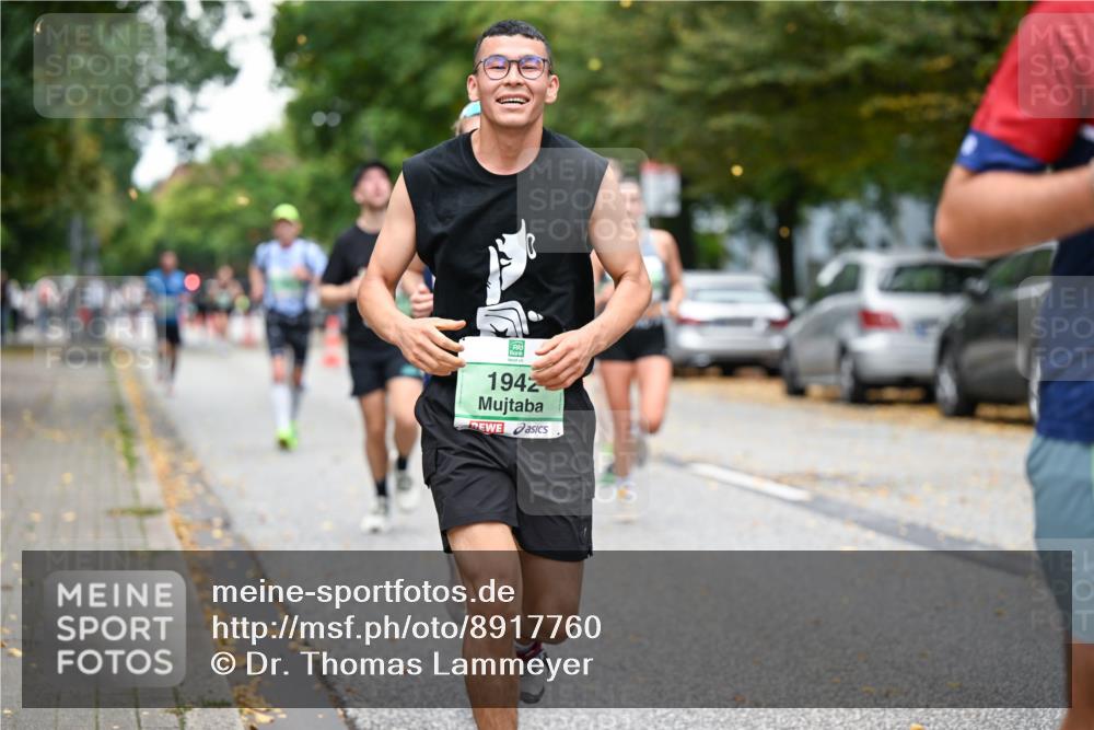 21.09.2025 - PSD Bank Halbmarathon Dr. Thomas Lammeyer http://msf.ph/oto/8917760 21.09.2025 10:34:19 Laufen 60, 1942 meine-sportfotos.de