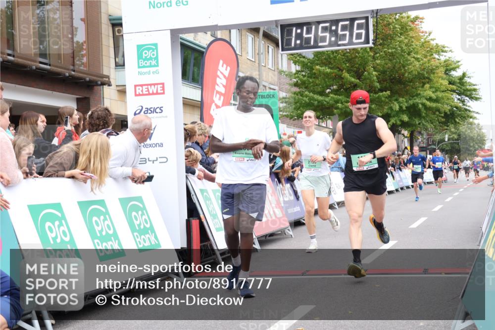 21.09.2025 - PSD Bank Halbmarathon Strokosch-Dieckow http://msf.ph/oto/8917777 21.09.2025 11:45:20 Ziel 1123, 1722, 1774, 1958, 2136, 2501, 3024 meine-sportfotos.de