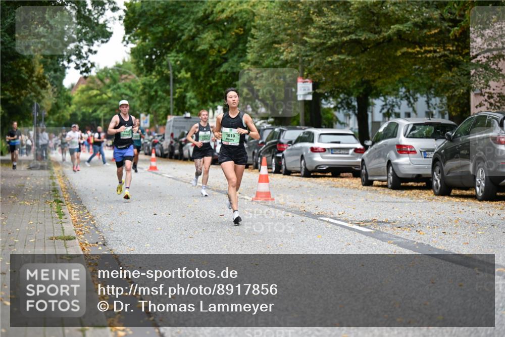 21.09.2025 - PSD Bank Halbmarathon Dr. Thomas Lammeyer http://msf.ph/oto/8917856 21.09.2025 10:34:31 Laufen 1946, 1951, 1919 meine-sportfotos.de