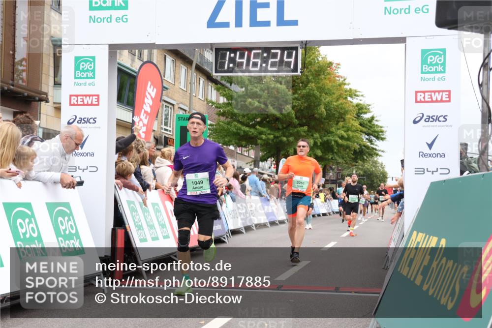 21.09.2025 - PSD Bank Halbmarathon Strokosch-Dieckow http://msf.ph/oto/8917885 21.09.2025 11:45:47 Ziel 1049, 2261, 2409, 2483, 3173 meine-sportfotos.de