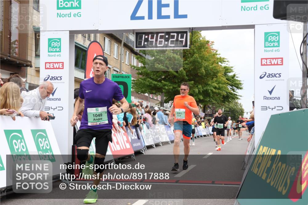 21.09.2025 - PSD Bank Halbmarathon Strokosch-Dieckow http://msf.ph/oto/8917888 21.09.2025 11:45:47 Ziel 1049, 2261, 2409, 2483, 3173 meine-sportfotos.de