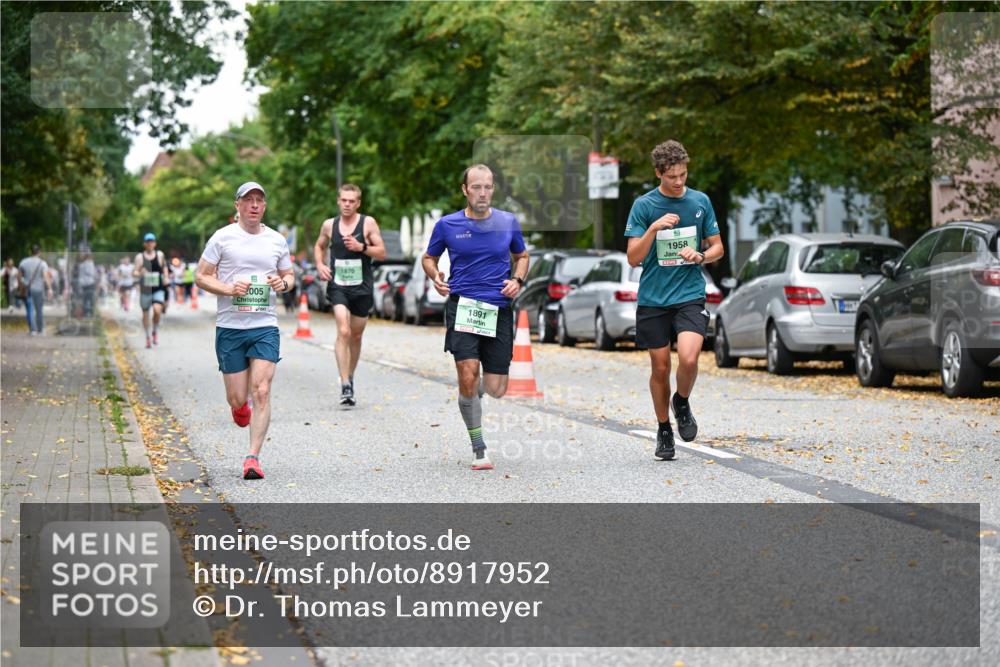 21.09.2025 - PSD Bank Halbmarathon Dr. Thomas Lammeyer http://msf.ph/oto/8917952 21.09.2025 10:34:41 Laufen 1870, 005, 1891, 1958 meine-sportfotos.de
