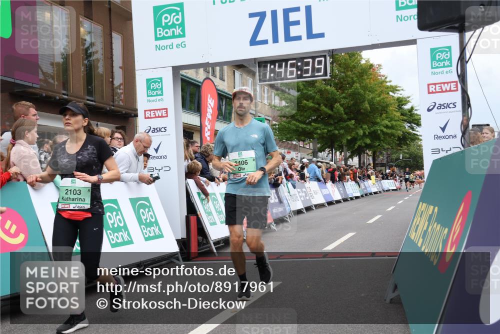 21.09.2025 - PSD Bank Halbmarathon Strokosch-Dieckow http://msf.ph/oto/8917961 21.09.2025 11:46:03 Ziel 1029, 1364, 2103, 2117, 2406, 2422 meine-sportfotos.de