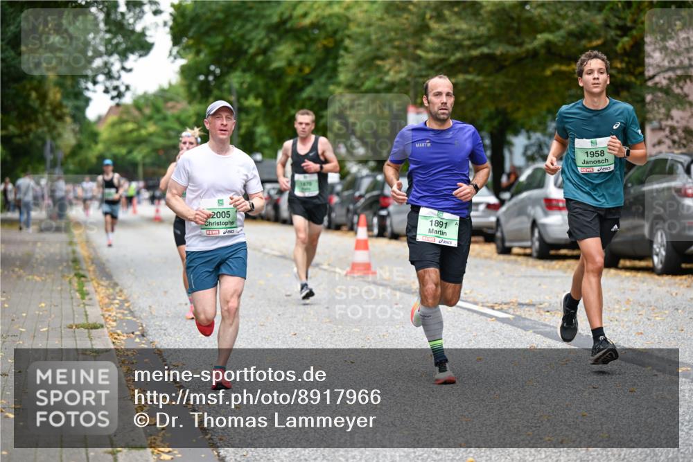 21.09.2025 - PSD Bank Halbmarathon Dr. Thomas Lammeyer http://msf.ph/oto/8917966 21.09.2025 10:34:42 Laufen 2005, 1891, 1958 meine-sportfotos.de