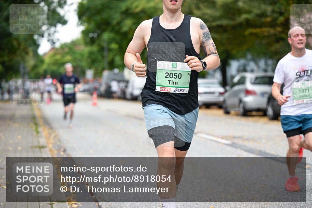 21.09.2025 - PSD Bank Halbmarathon Dr. Thomas Lammeyer http://msf.ph/oto/8918054 21.09.2025 10:34:53 Laufen 2050, 1971 meine-sportfotos.de