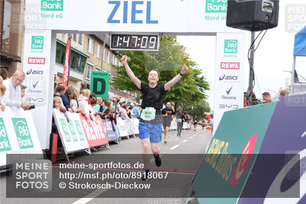 21.09.2025 - PSD Bank Halbmarathon Strokosch-Dieckow http://msf.ph/oto/8918067 21.09.2025 11:46:32 Ziel 1019, 1062, 2791, 2931, 3630 meine-sportfotos.de