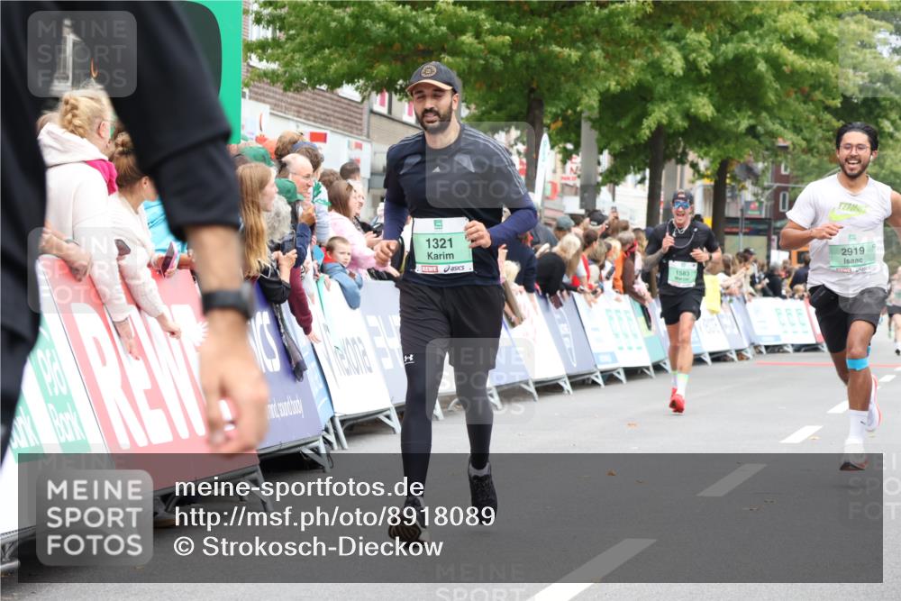 21.09.2025 - PSD Bank Halbmarathon Strokosch-Dieckow http://msf.ph/oto/8918089 21.09.2025 11:46:38 Ziel 1321, 1583, 2791, 2919, 3630 meine-sportfotos.de