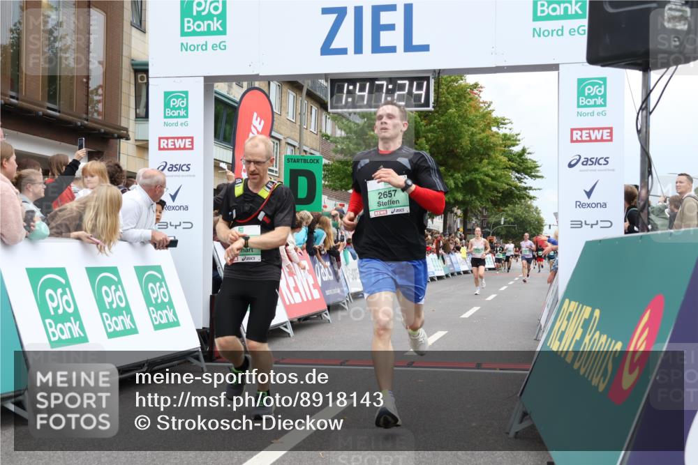 21.09.2025 - PSD Bank Halbmarathon Strokosch-Dieckow http://msf.ph/oto/8918143 21.09.2025 11:46:47 Ziel 1321, 1583, 2112, 2155, 2391, 2657, 2919 meine-sportfotos.de
