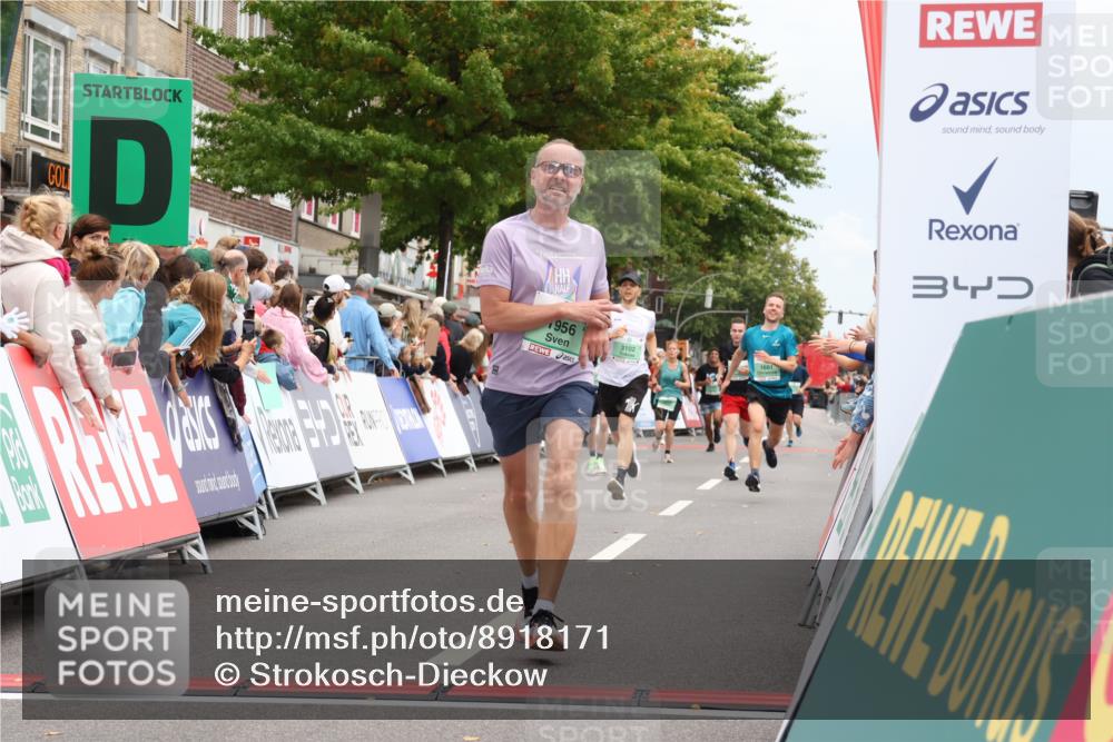 21.09.2025 - PSD Bank Halbmarathon Strokosch-Dieckow http://msf.ph/oto/8918171 21.09.2025 11:46:54 Ziel 1601, 1956, 2155, 2391, 2657, 3102 meine-sportfotos.de