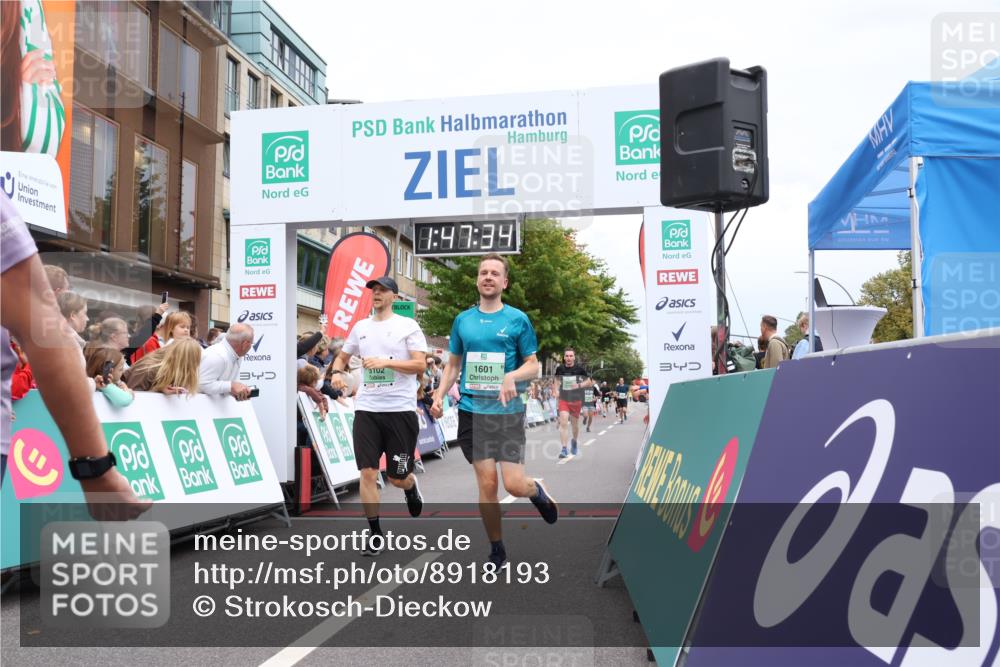 21.09.2025 - PSD Bank Halbmarathon Strokosch-Dieckow http://msf.ph/oto/8918193 21.09.2025 11:46:57 Ziel 1465, 1582, 1601, 1956, 2155, 2634, 3102 meine-sportfotos.de