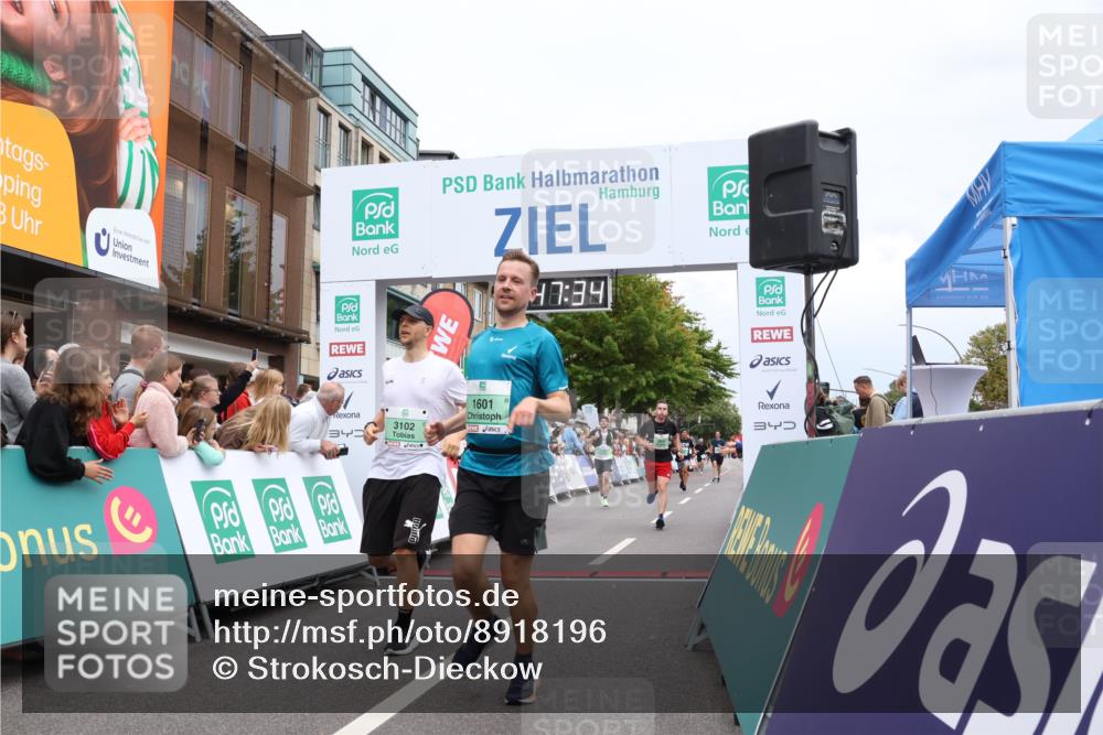 21.09.2025 - PSD Bank Halbmarathon Strokosch-Dieckow http://msf.ph/oto/8918196 21.09.2025 11:46:57 Ziel 1465, 1582, 1601, 1956, 2155, 2634, 3102 meine-sportfotos.de