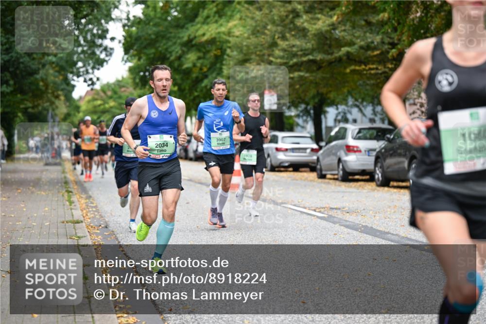 21.09.2025 - PSD Bank Halbmarathon Dr. Thomas Lammeyer http://msf.ph/oto/8918224 21.09.2025 10:35:20 Laufen 2034, 3907, 1928, 1060 meine-sportfotos.de