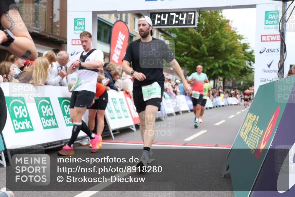 21.09.2025 - PSD Bank Halbmarathon Strokosch-Dieckow http://msf.ph/oto/8918280 21.09.2025 11:47:10 Ziel 1368, 1810, 1965, 1993, 2070, 2078, 2478, 3078 meine-sportfotos.de