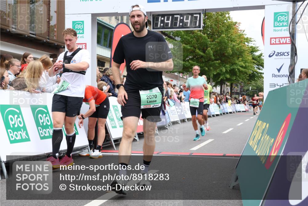 21.09.2025 - PSD Bank Halbmarathon Strokosch-Dieckow http://msf.ph/oto/8918283 21.09.2025 11:47:11 Ziel 1368, 1965, 1993, 2070, 2078, 2478, 3078 meine-sportfotos.de