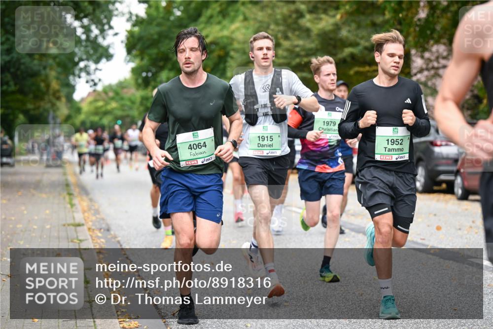 21.09.2025 - PSD Bank Halbmarathon Dr. Thomas Lammeyer http://msf.ph/oto/8918316 21.09.2025 10:35:30 Laufen 4064, 1915, 1979, 1952 meine-sportfotos.de