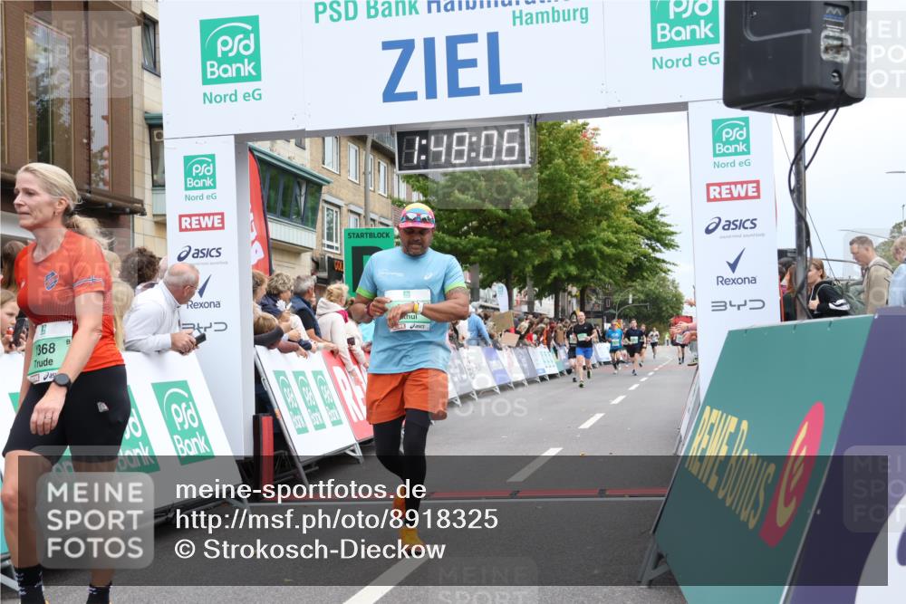 21.09.2025 - PSD Bank Halbmarathon Strokosch-Dieckow http://msf.ph/oto/8918325 21.09.2025 11:47:29 Ziel 1401, 2232 meine-sportfotos.de
