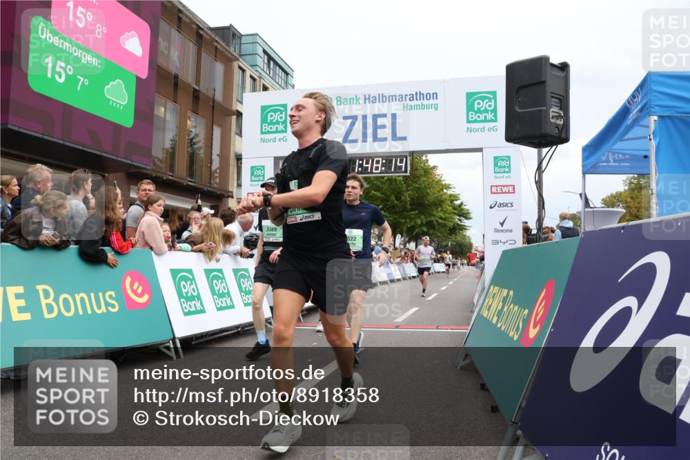21.09.2025 - PSD Bank Halbmarathon Strokosch-Dieckow http://msf.ph/oto/8918358 21.09.2025 11:47:38 Ziel 1164, 1530, 2049, 2234, 2522, 2971, 3389 meine-sportfotos.de