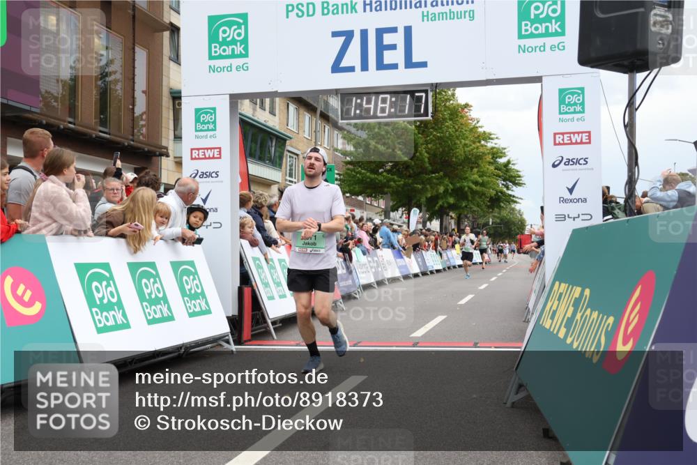 21.09.2025 - PSD Bank Halbmarathon Strokosch-Dieckow http://msf.ph/oto/8918373 21.09.2025 11:47:40 Ziel 1164, 1530, 2049, 2234, 2522, 2971, 3389 meine-sportfotos.de
