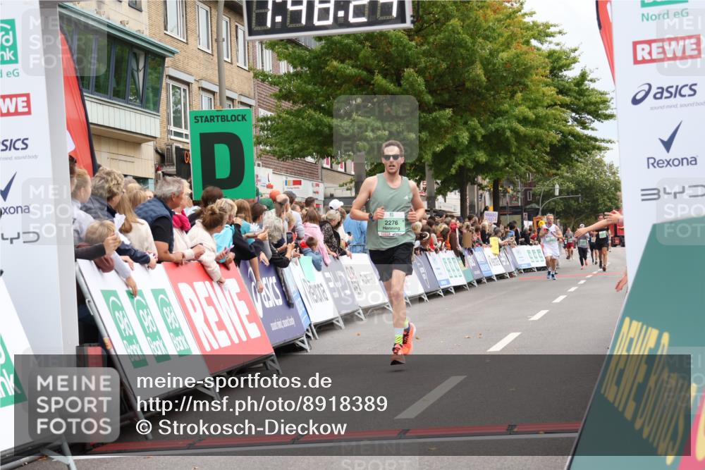 21.09.2025 - PSD Bank Halbmarathon Strokosch-Dieckow http://msf.ph/oto/8918389 21.09.2025 11:47:47 Ziel 2276, 2570, 2971 meine-sportfotos.de