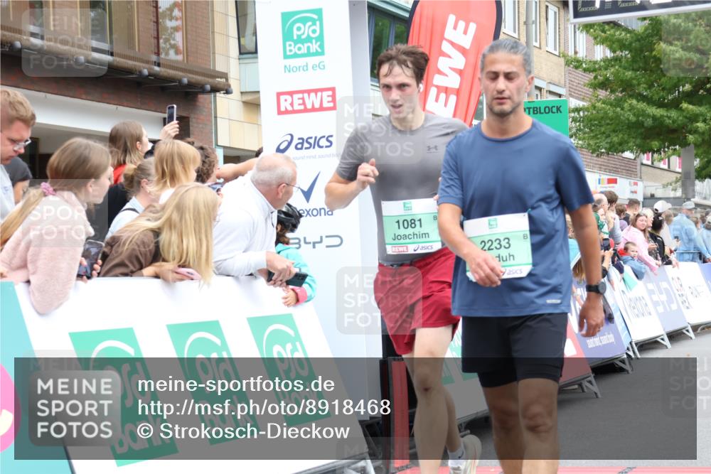 21.09.2025 - PSD Bank Halbmarathon Strokosch-Dieckow http://msf.ph/oto/8918468 21.09.2025 11:48:07 Ziel 1081, 1412, 1962, 2193, 2233, 2394, 2725, 4054 meine-sportfotos.de