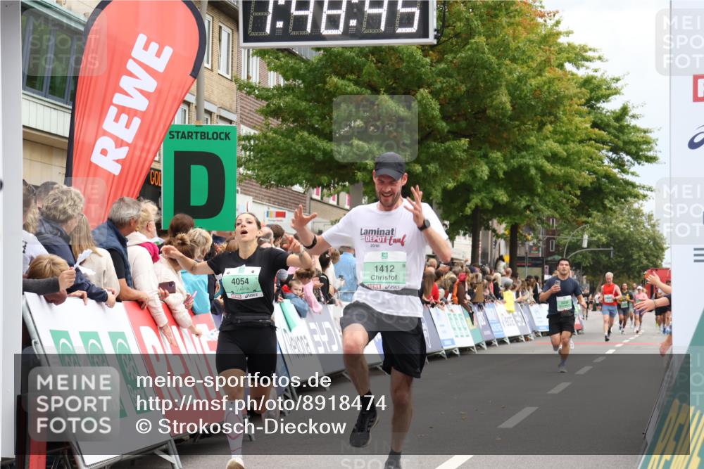 21.09.2025 - PSD Bank Halbmarathon Strokosch-Dieckow http://msf.ph/oto/8918474 21.09.2025 11:48:09 Ziel 1081, 1412, 2230, 2233, 2725, 4054 meine-sportfotos.de