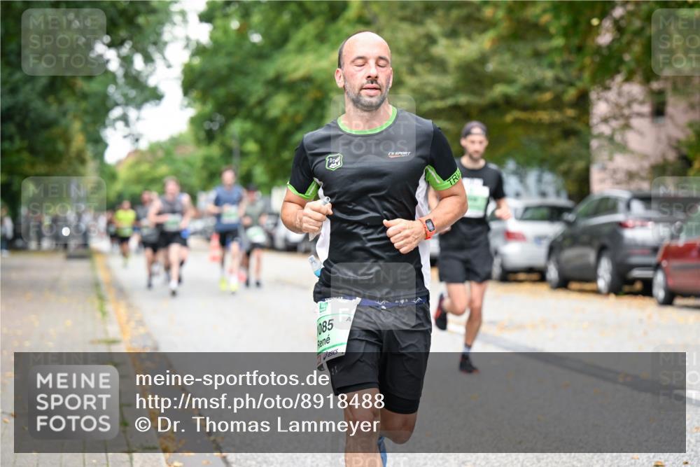 21.09.2025 - PSD Bank Halbmarathon Dr. Thomas Lammeyer http://msf.ph/oto/8918488 21.09.2025 10:35:55 Laufen 085 meine-sportfotos.de