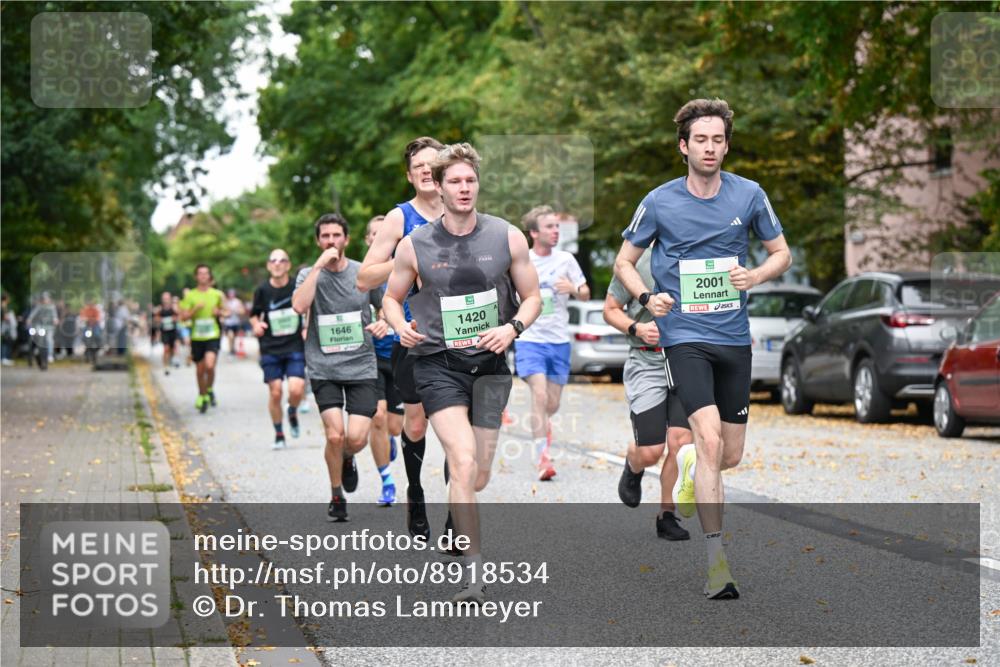 21.09.2025 - PSD Bank Halbmarathon Dr. Thomas Lammeyer http://msf.ph/oto/8918534 21.09.2025 10:36:00 Laufen 042, 1646, 1420, 2001, 1 meine-sportfotos.de