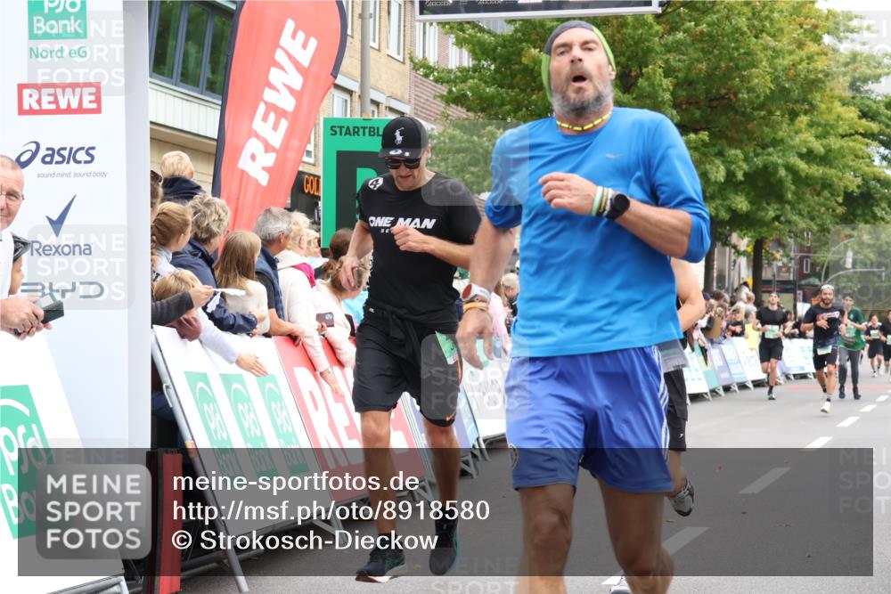 21.09.2025 - PSD Bank Halbmarathon Strokosch-Dieckow http://msf.ph/oto/8918580 21.09.2025 11:48:30 Ziel 1311, 1529, 1624, 1942, 2259, 2378, 3169, 3921 meine-sportfotos.de