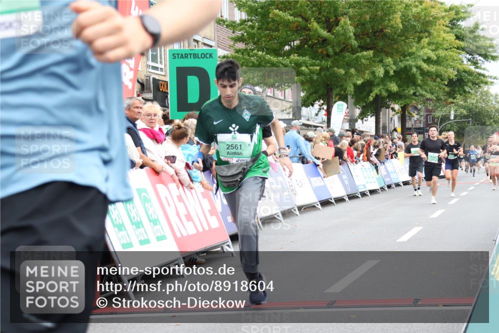 21.09.2025 - PSD Bank Halbmarathon Strokosch-Dieckow http://msf.ph/oto/8918604 21.09.2025 11:48:38 Ziel 1234, 1942, 2551, 2561, 3288 meine-sportfotos.de