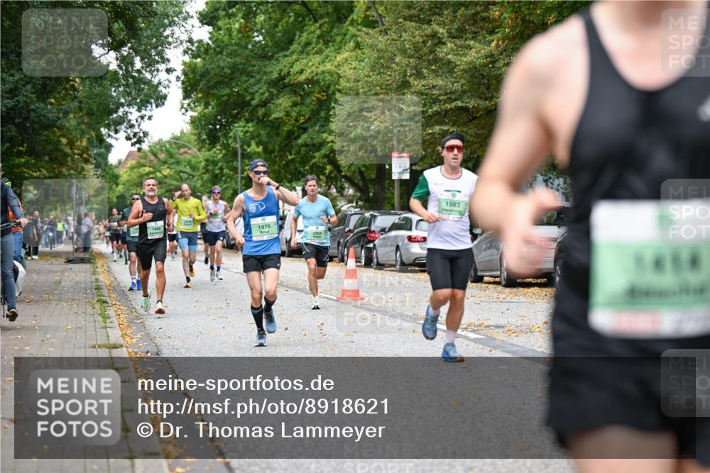21.09.2025 - PSD Bank Halbmarathon Dr. Thomas Lammeyer http://msf.ph/oto/8918621 21.09.2025 10:36:09 Laufen 1968, 2073, 1976, 1705, 1563 meine-sportfotos.de