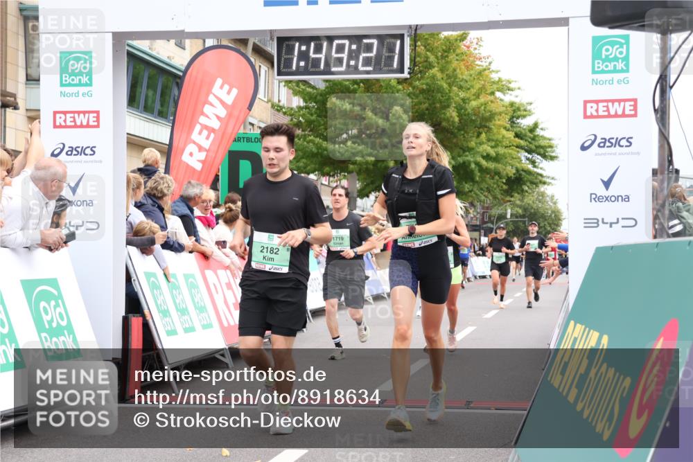 21.09.2025 - PSD Bank Halbmarathon Strokosch-Dieckow http://msf.ph/oto/8918634 21.09.2025 11:48:44 Ziel 1234, 1719, 2182, 2260, 2551, 2561, 2564, 3088, 3288 meine-sportfotos.de