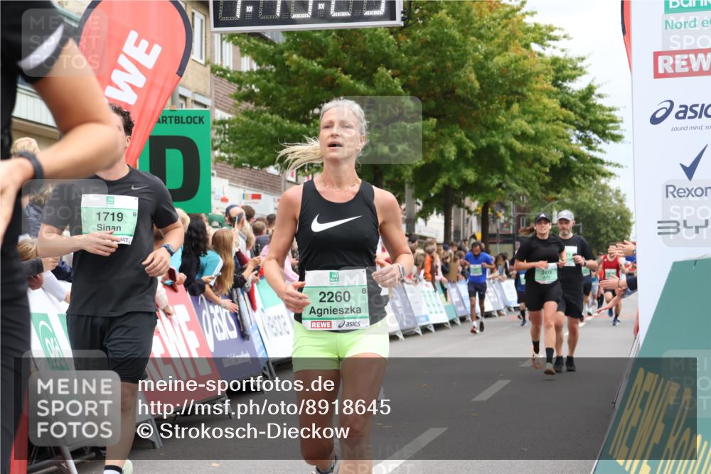 21.09.2025 - PSD Bank Halbmarathon Strokosch-Dieckow http://msf.ph/oto/8918645 21.09.2025 11:48:46 Ziel 1719, 2182, 2260, 2415, 2421, 2561, 2564, 3088, 3288 meine-sportfotos.de