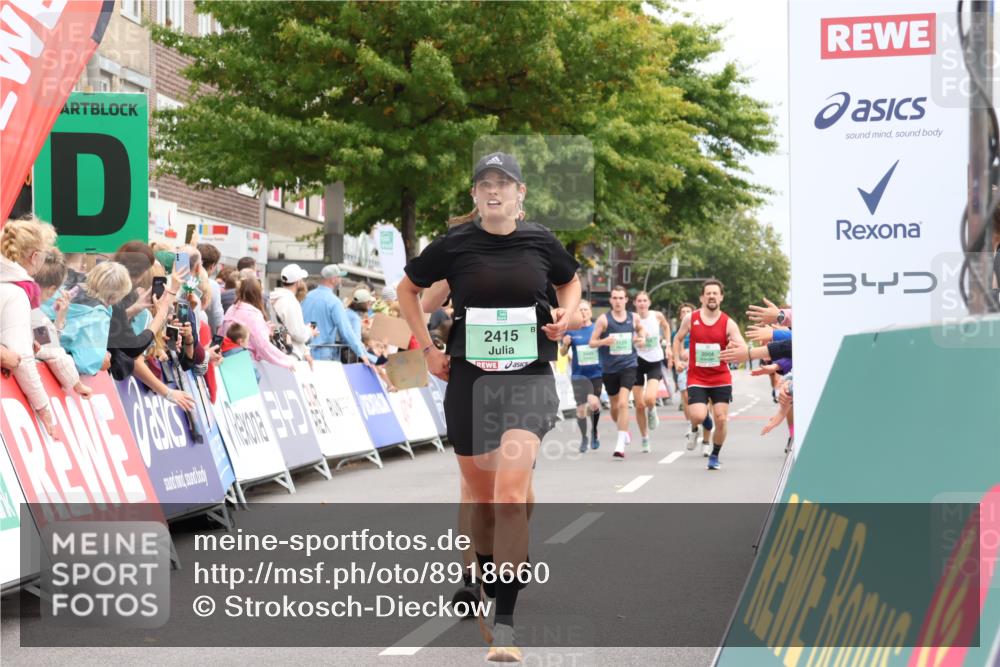 21.09.2025 - PSD Bank Halbmarathon Strokosch-Dieckow http://msf.ph/oto/8918660 21.09.2025 11:48:49 Ziel 1129, 1271, 1719, 1983, 2004, 2182, 2260, 2415, 2421, 2438, 2564, 3088 meine-sportfotos.de