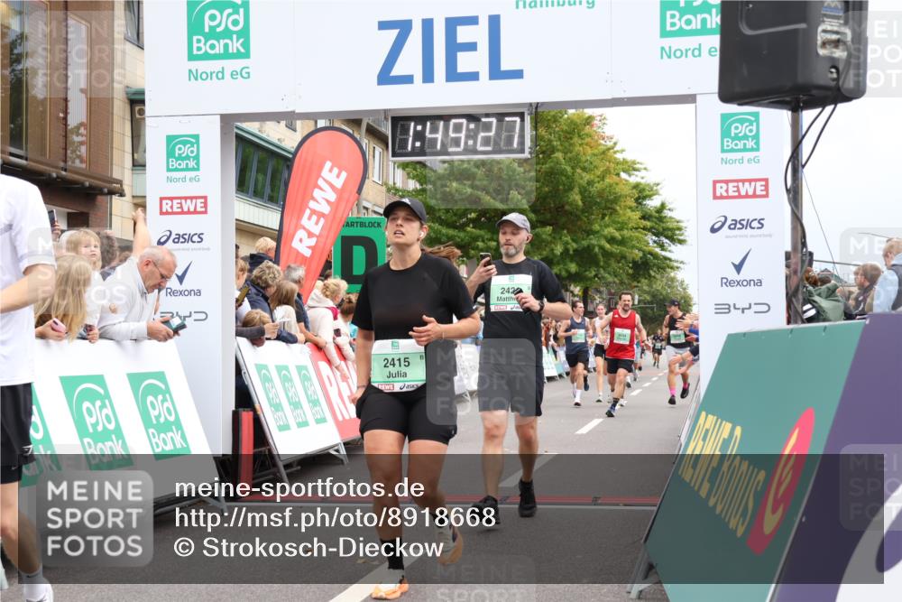 21.09.2025 - PSD Bank Halbmarathon Strokosch-Dieckow http://msf.ph/oto/8918668 21.09.2025 11:48:50 Ziel 1129, 1271, 1719, 1983, 1987, 2004, 2182, 2214, 2260, 2415, 2421, 2438, 2564, 3088 meine-sportfotos.de