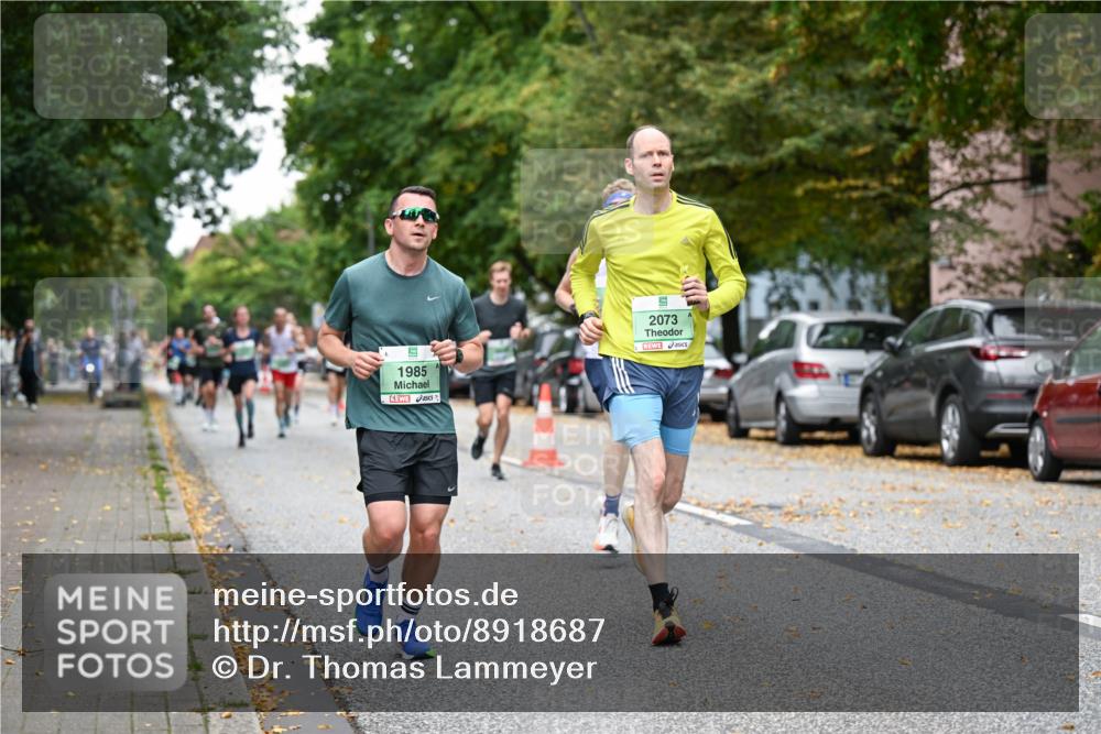 21.09.2025 - PSD Bank Halbmarathon Dr. Thomas Lammeyer http://msf.ph/oto/8918687 21.09.2025 10:36:16 Laufen 1985, 5, 2073 meine-sportfotos.de