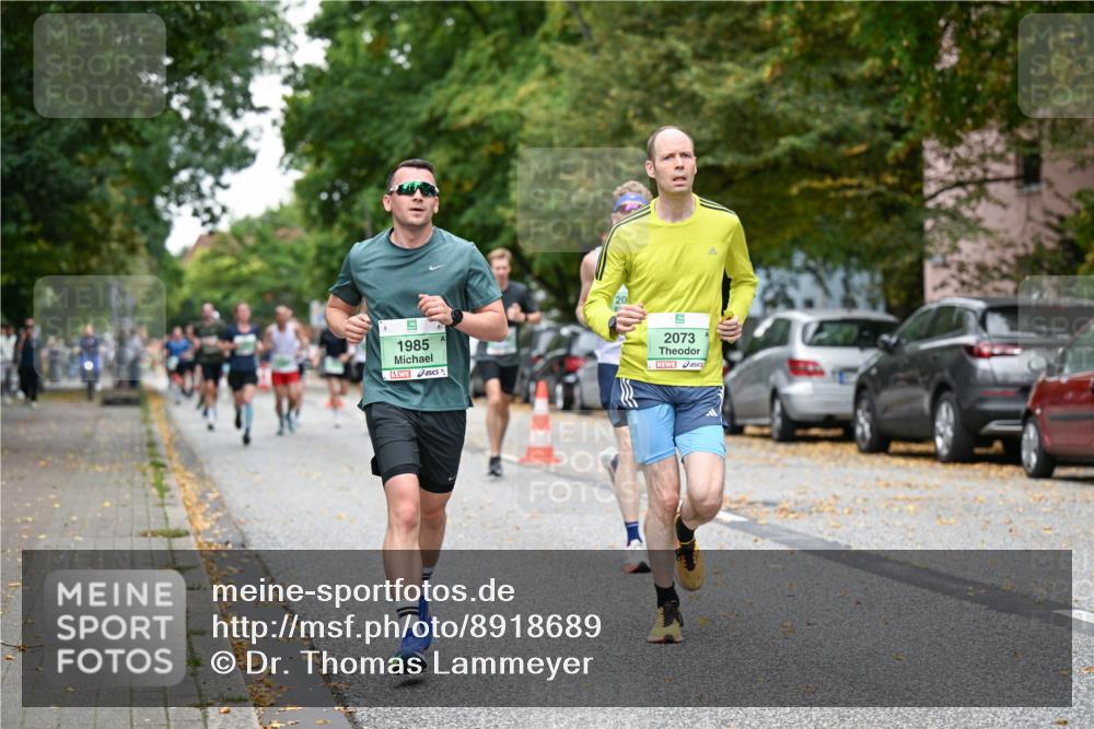 21.09.2025 - PSD Bank Halbmarathon Dr. Thomas Lammeyer http://msf.ph/oto/8918689 21.09.2025 10:36:16 Laufen 1985, 2073 meine-sportfotos.de