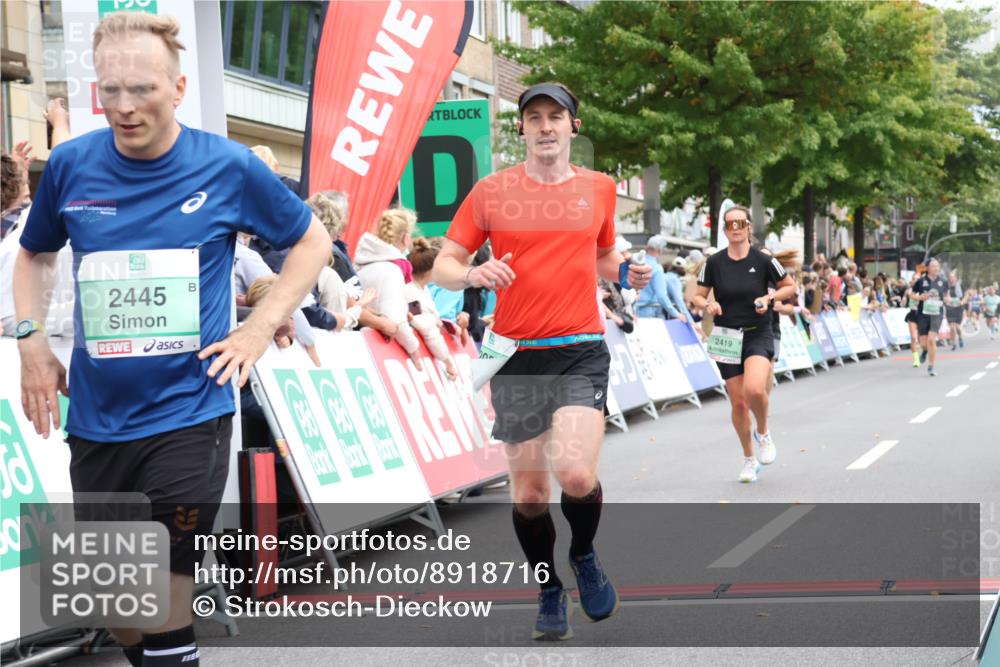 21.09.2025 - PSD Bank Halbmarathon Strokosch-Dieckow http://msf.ph/oto/8918716 21.09.2025 11:48:58 Ziel 1129, 1271, 1983, 1987, 2004, 2053, 2106, 2214, 2335, 2419, 2438, 2445 meine-sportfotos.de