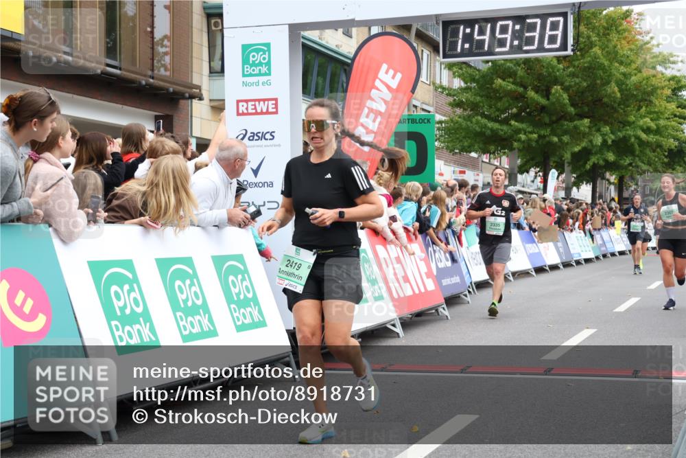21.09.2025 - PSD Bank Halbmarathon Strokosch-Dieckow http://msf.ph/oto/8918731 21.09.2025 11:49:01 Ziel 1129, 1271, 1983, 1987, 2053, 2106, 2214, 2307, 2335, 2419, 2438, 2445 meine-sportfotos.de