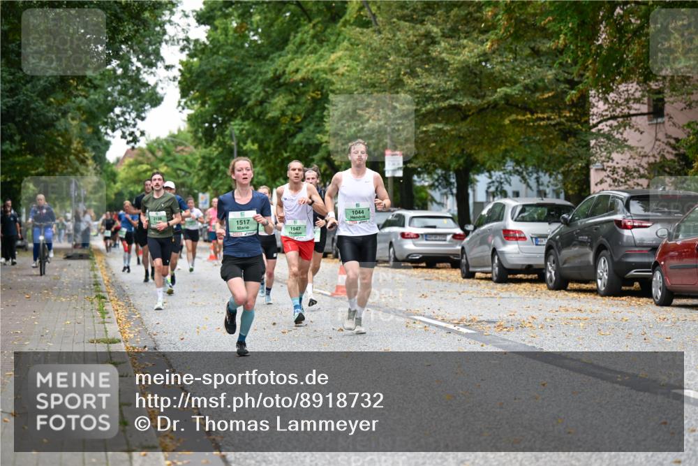 21.09.2025 - PSD Bank Halbmarathon Dr. Thomas Lammeyer http://msf.ph/oto/8918732 21.09.2025 10:36:21 Laufen 2138, 1517, 1947, 1044 meine-sportfotos.de