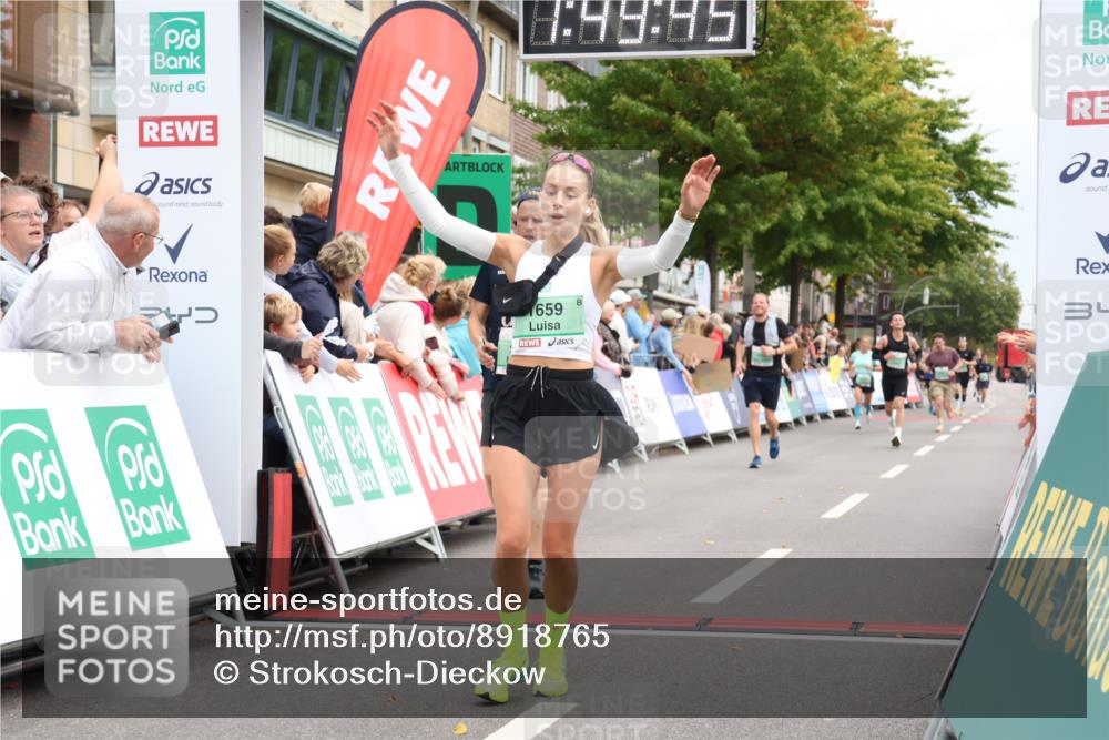 21.09.2025 - PSD Bank Halbmarathon Strokosch-Dieckow http://msf.ph/oto/8918765 21.09.2025 11:49:08 Ziel 1659, 2307, 2335, 2419, 2777 meine-sportfotos.de