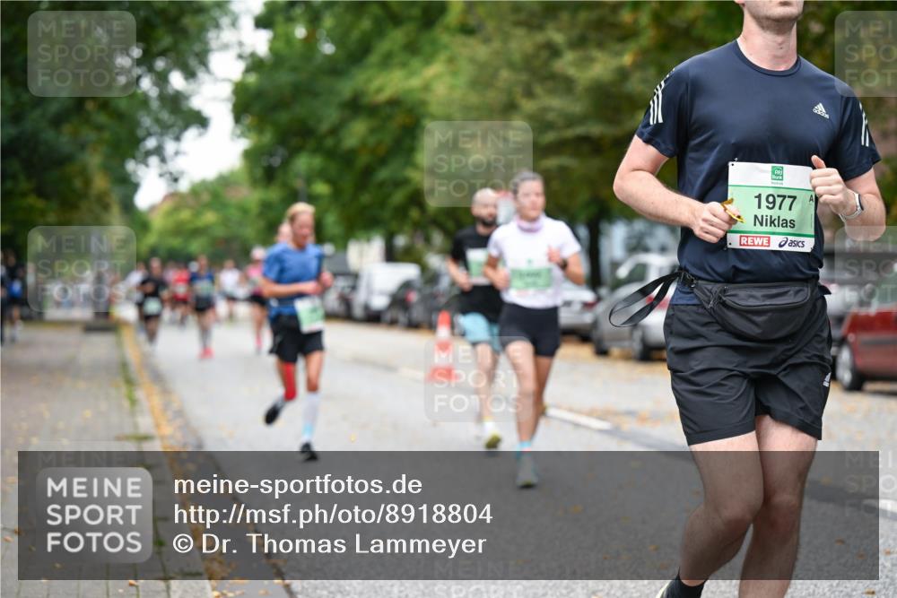 21.09.2025 - PSD Bank Halbmarathon Dr. Thomas Lammeyer http://msf.ph/oto/8918804 21.09.2025 10:36:29 Laufen 1977 meine-sportfotos.de