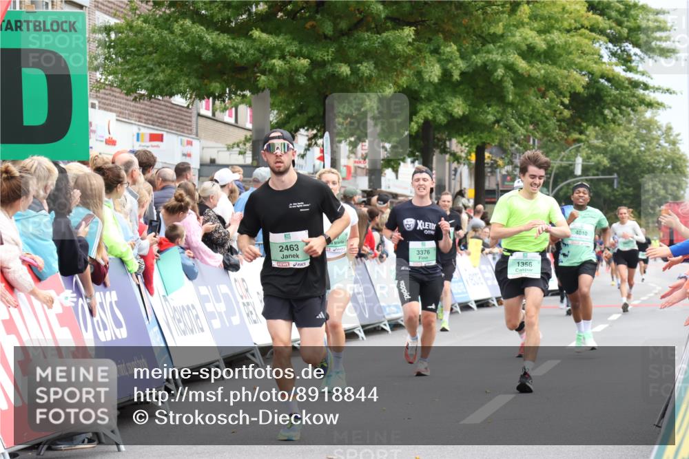 21.09.2025 - PSD Bank Halbmarathon Strokosch-Dieckow http://msf.ph/oto/8918844 21.09.2025 11:49:25 Ziel 1257, 1356, 1692, 2010, 2098, 2463, 2480, 2737, 3376, 3896, 4010 meine-sportfotos.de