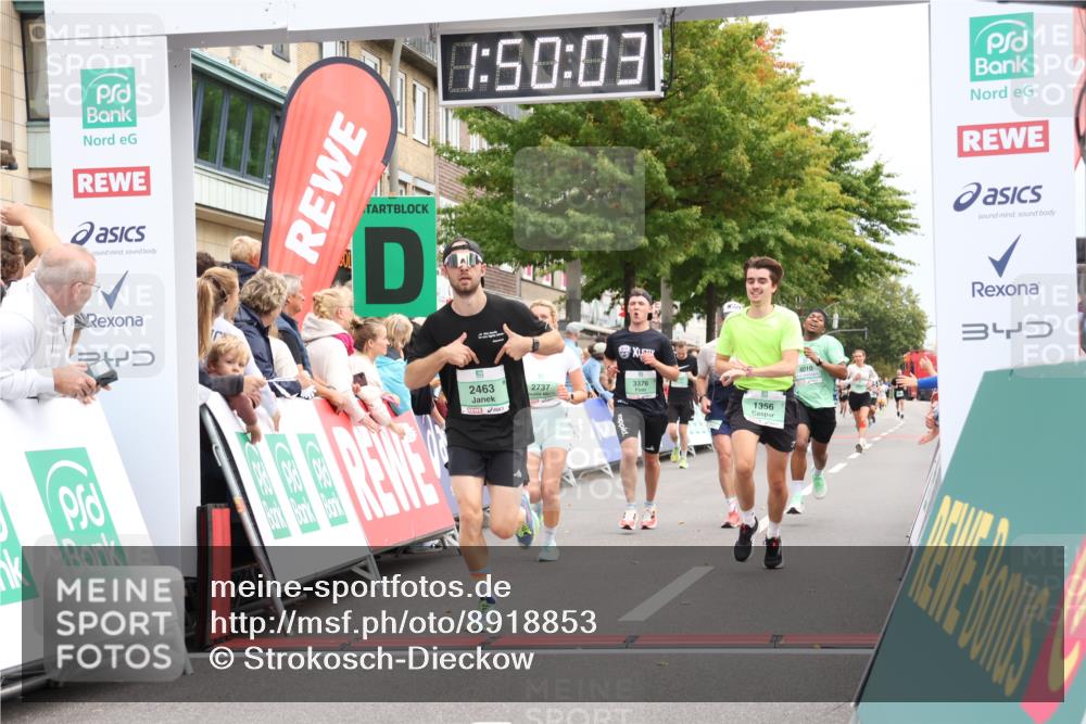 21.09.2025 - PSD Bank Halbmarathon Strokosch-Dieckow http://msf.ph/oto/8918853 21.09.2025 11:49:27 Ziel 1257, 1356, 1692, 2010, 2463, 2480, 2737, 3376, 3896, 4010 meine-sportfotos.de