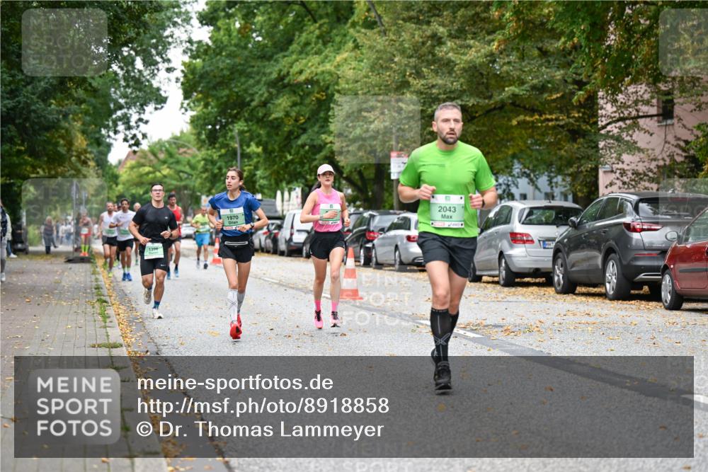 21.09.2025 - PSD Bank Halbmarathon Dr. Thomas Lammeyer http://msf.ph/oto/8918858 21.09.2025 10:36:34 Laufen 1399, 1970, 2043 meine-sportfotos.de