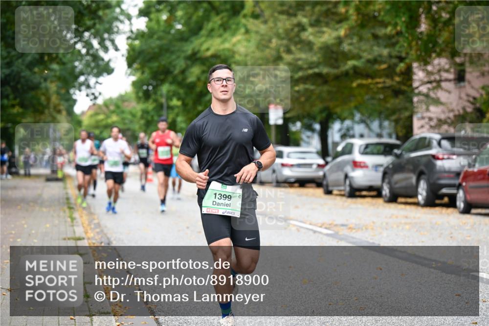 21.09.2025 - PSD Bank Halbmarathon Dr. Thomas Lammeyer http://msf.ph/oto/8918900 21.09.2025 10:36:39 Laufen 1399 meine-sportfotos.de