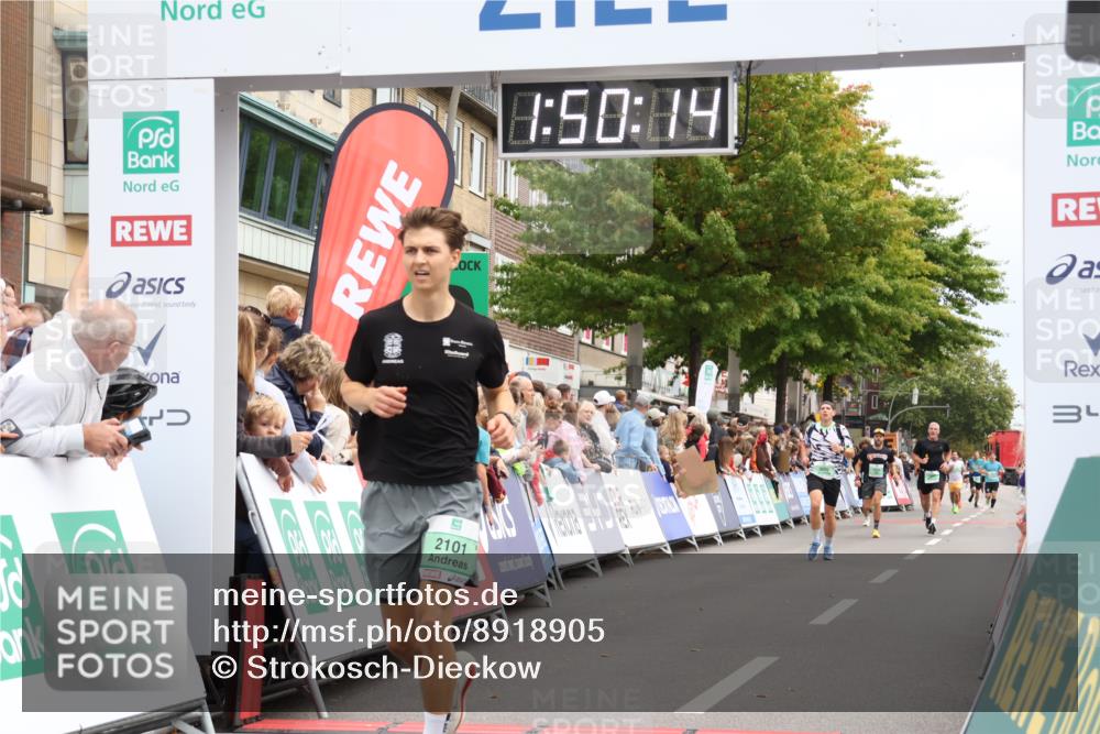 21.09.2025 - PSD Bank Halbmarathon Strokosch-Dieckow http://msf.ph/oto/8918905 21.09.2025 11:49:37 Ziel 2101, 2322, 2607, 2830, 3376 meine-sportfotos.de