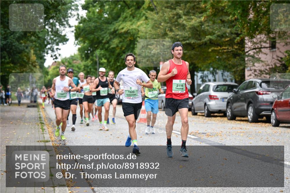 21.09.2025 - PSD Bank Halbmarathon Dr. Thomas Lammeyer http://msf.ph/oto/8918932 21.09.2025 10:36:42 Laufen 1997, 1320, 2200, 2116 meine-sportfotos.de