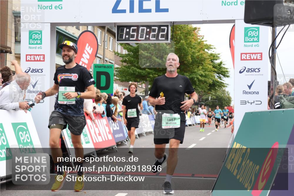 21.09.2025 - PSD Bank Halbmarathon Strokosch-Dieckow http://msf.ph/oto/8918936 21.09.2025 11:49:45 Ziel 1233, 1657, 2101, 2376, 2589, 3055 meine-sportfotos.de